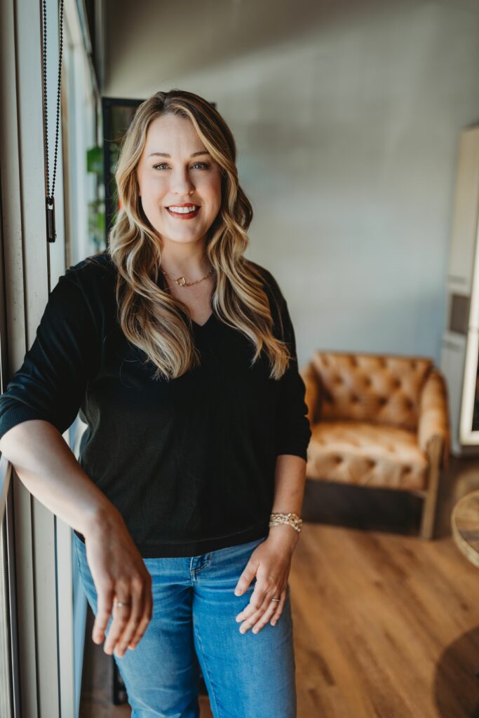 Pacific Mist Photography Elle Marie